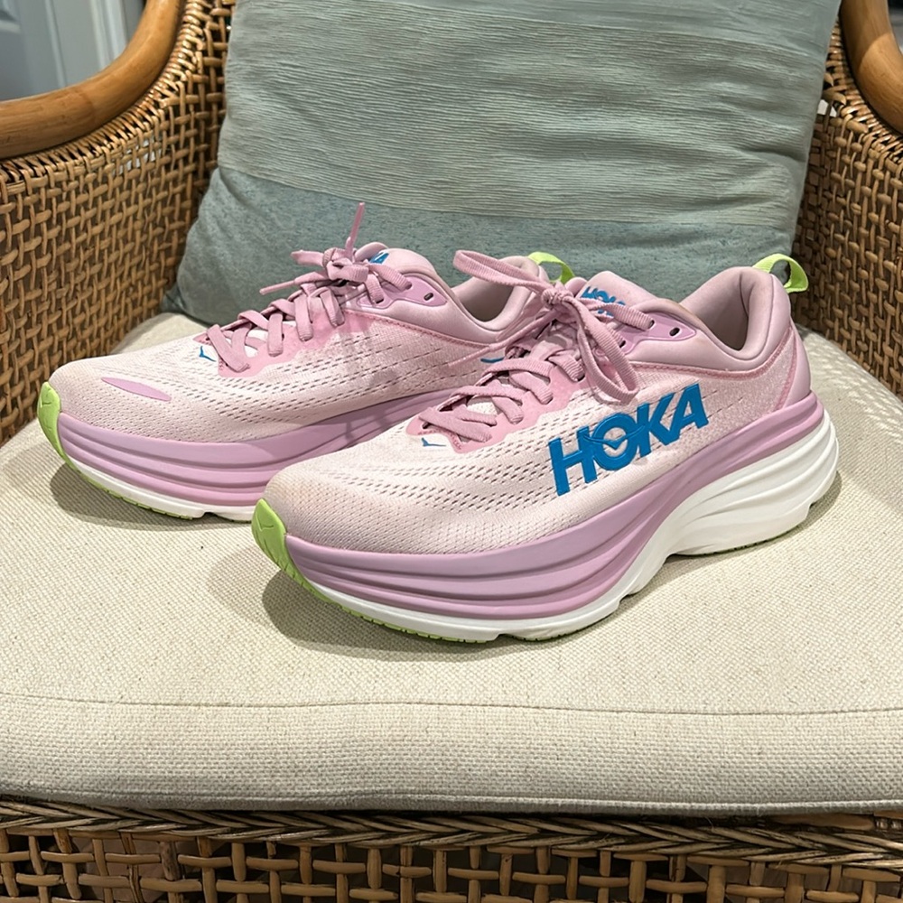 Hoka Bondi 8 size 8.5B